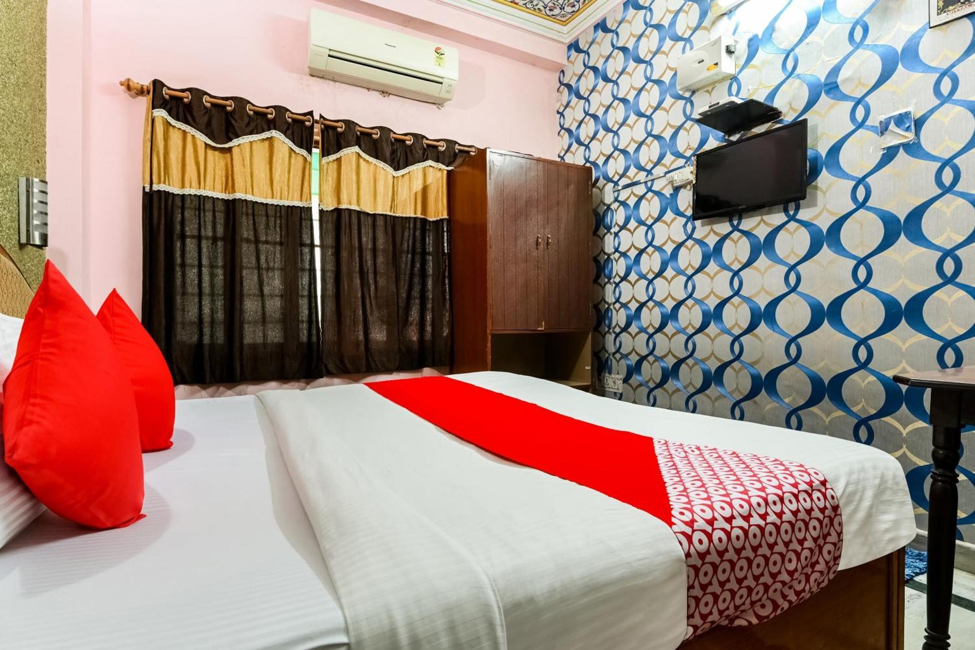 Super Oyo Flagship 72253 Jai Maa Palace Hotel Джапур Экстерьер фото