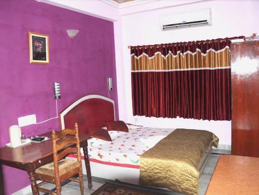 Super Oyo Flagship 72253 Jai Maa Palace Hotel Джапур Экстерьер фото