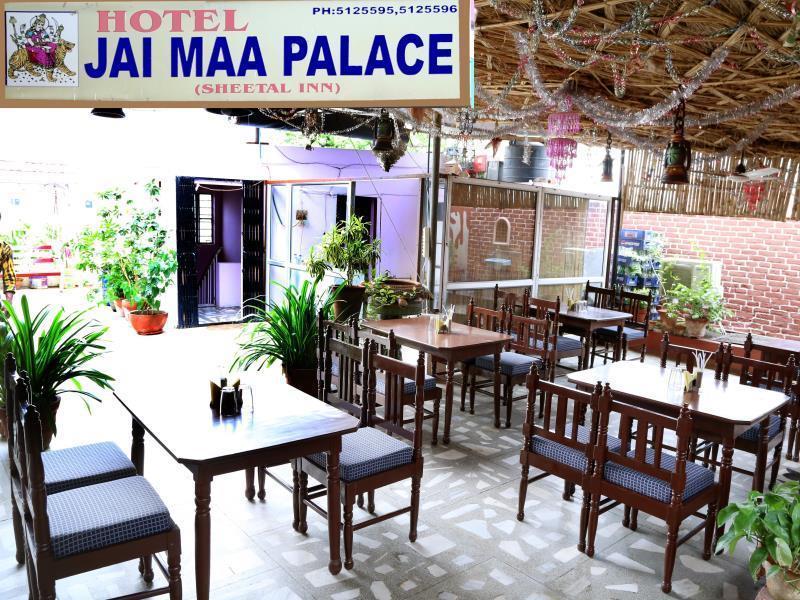 Super Oyo Flagship 72253 Jai Maa Palace Hotel Джапур Экстерьер фото