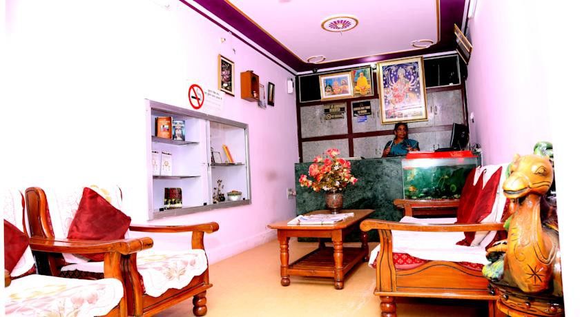 Super Oyo Flagship 72253 Jai Maa Palace Hotel Джапур Экстерьер фото